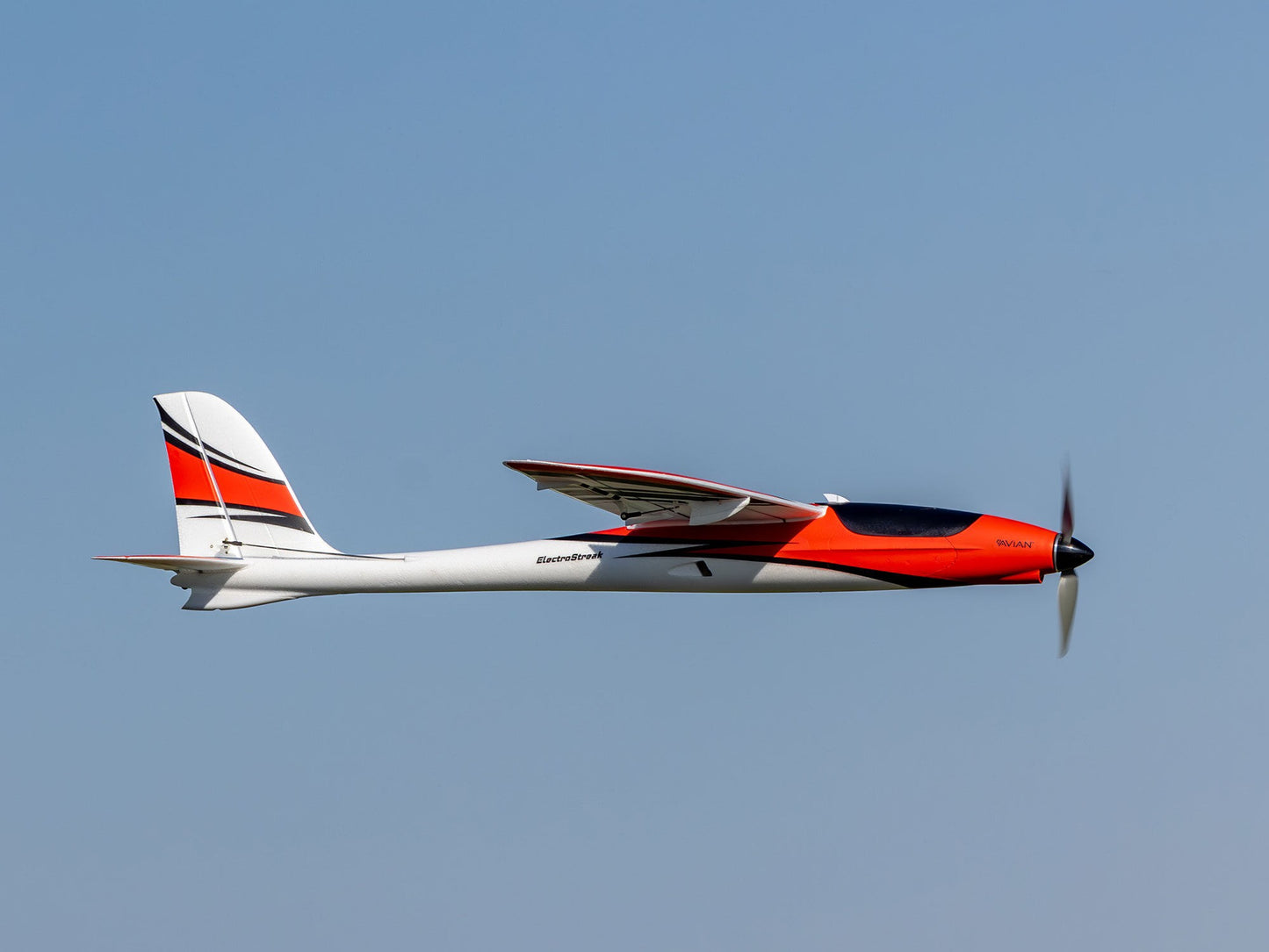 E-Flite ElectroStreak 1.1m BNF Basic with AS3X+ and SAFE Select