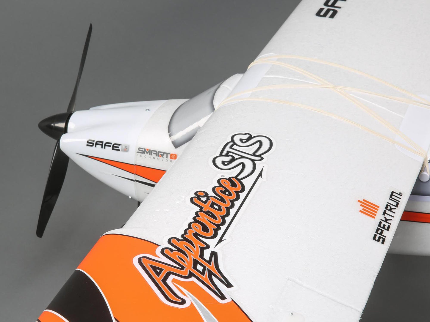 E-flite Apprentice STS 1.5m RTF Basic Smart Trainer with SAFE EFL370001