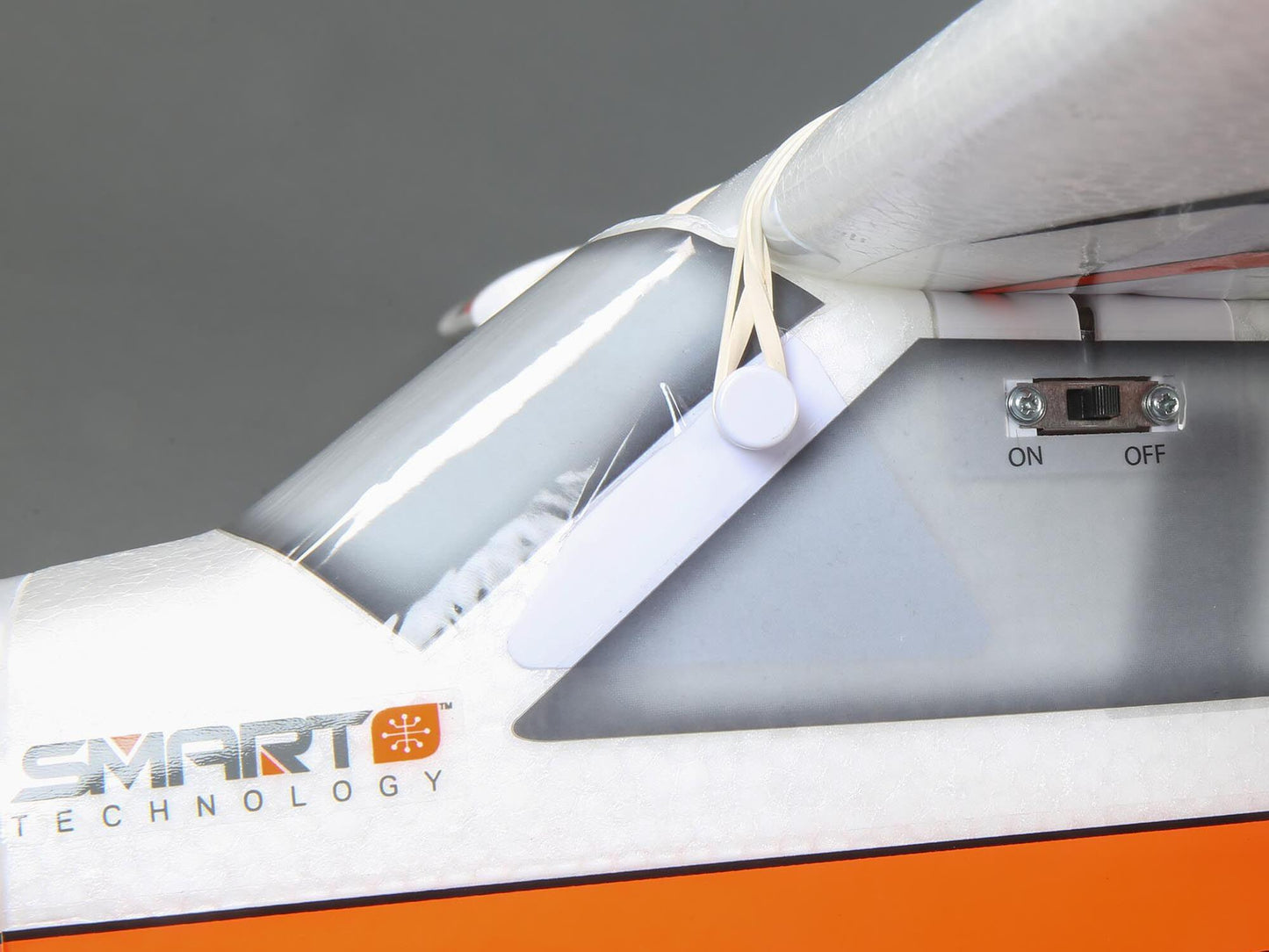 E-flite Apprentice STS 1.5m RTF Basic Smart Trainer with SAFE EFL370001