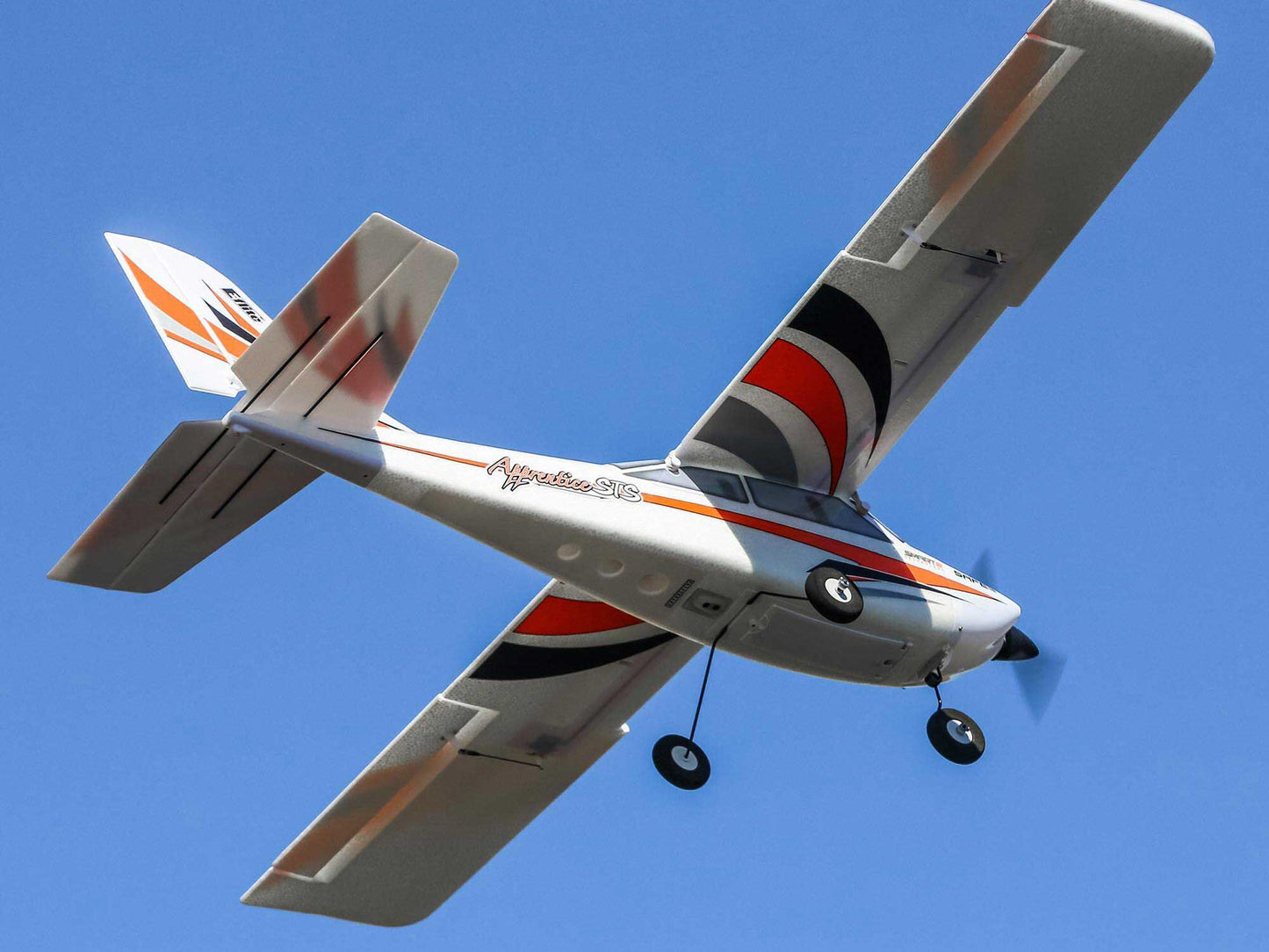 E-flite Apprentice STS 1.5m RTF Basic Smart Trainer with SAFE EFL370001