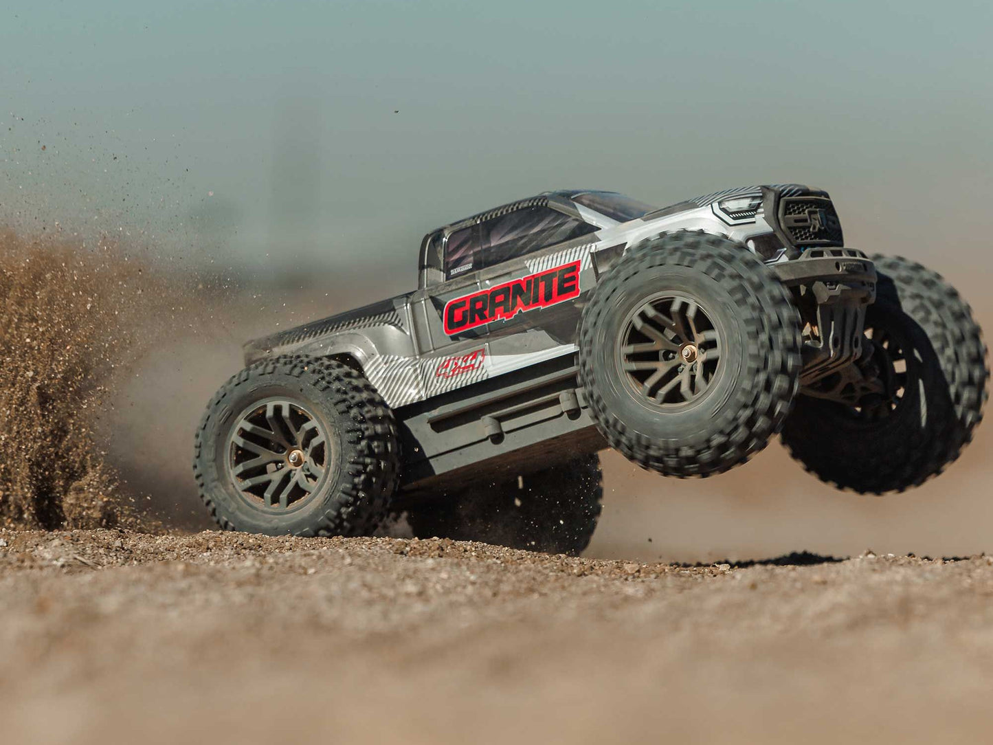 ARRMA 1/10 GRANITE 223S DSC 4X4 RTR Monster Truck Gunmetal