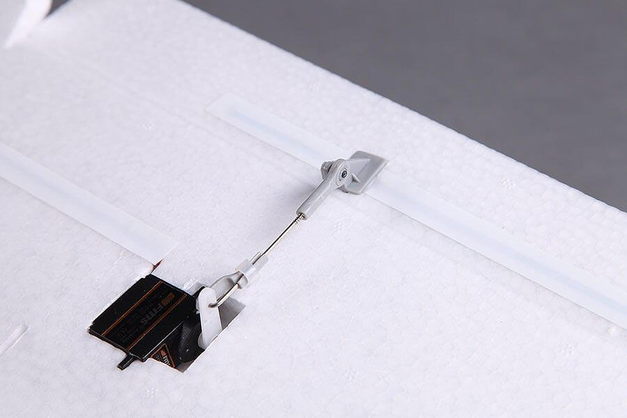 FMS Fox Electric Glider 2.3M PnP V2 With Flaps/REFLEX GYRO