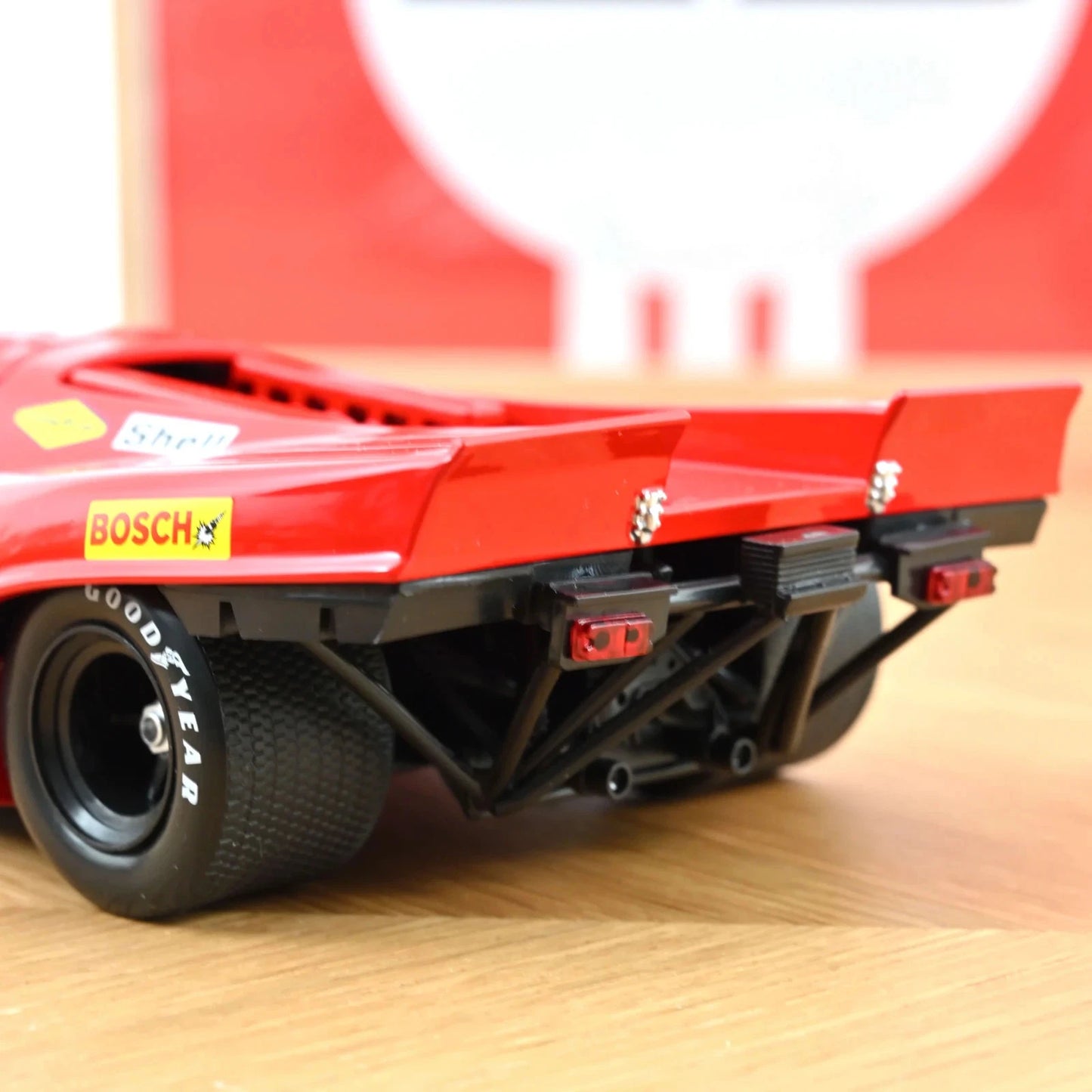 Norev Porsche 917K 1970 24H Le Mans Attwood/Herrmann Winner 1:18 187586