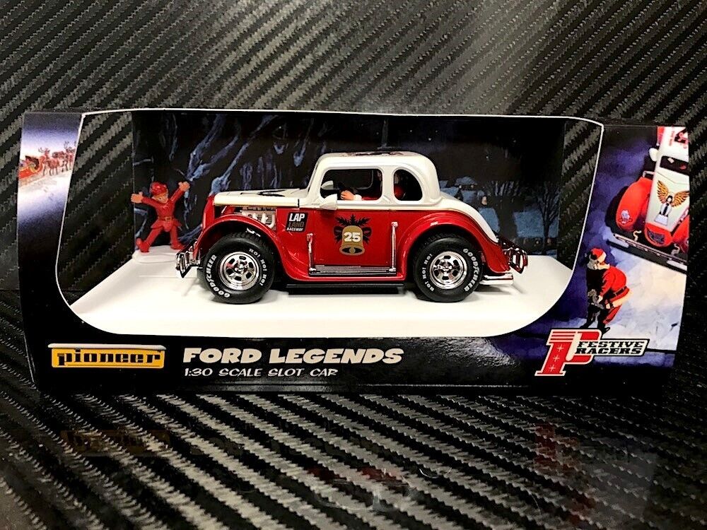 Pioneer Slot Car P118 Racing Legends 1934 Ford Coupe Christmas Edition