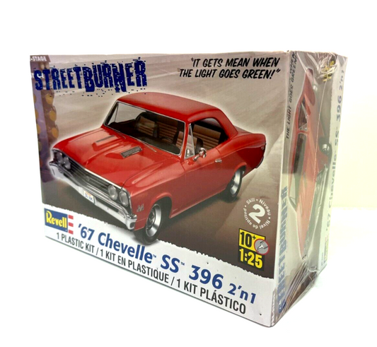 Revell 85-4285 1:25th scale 1967 Chevelle SS 396 2 'n 1 RARE 2011 PLASTIC KIT