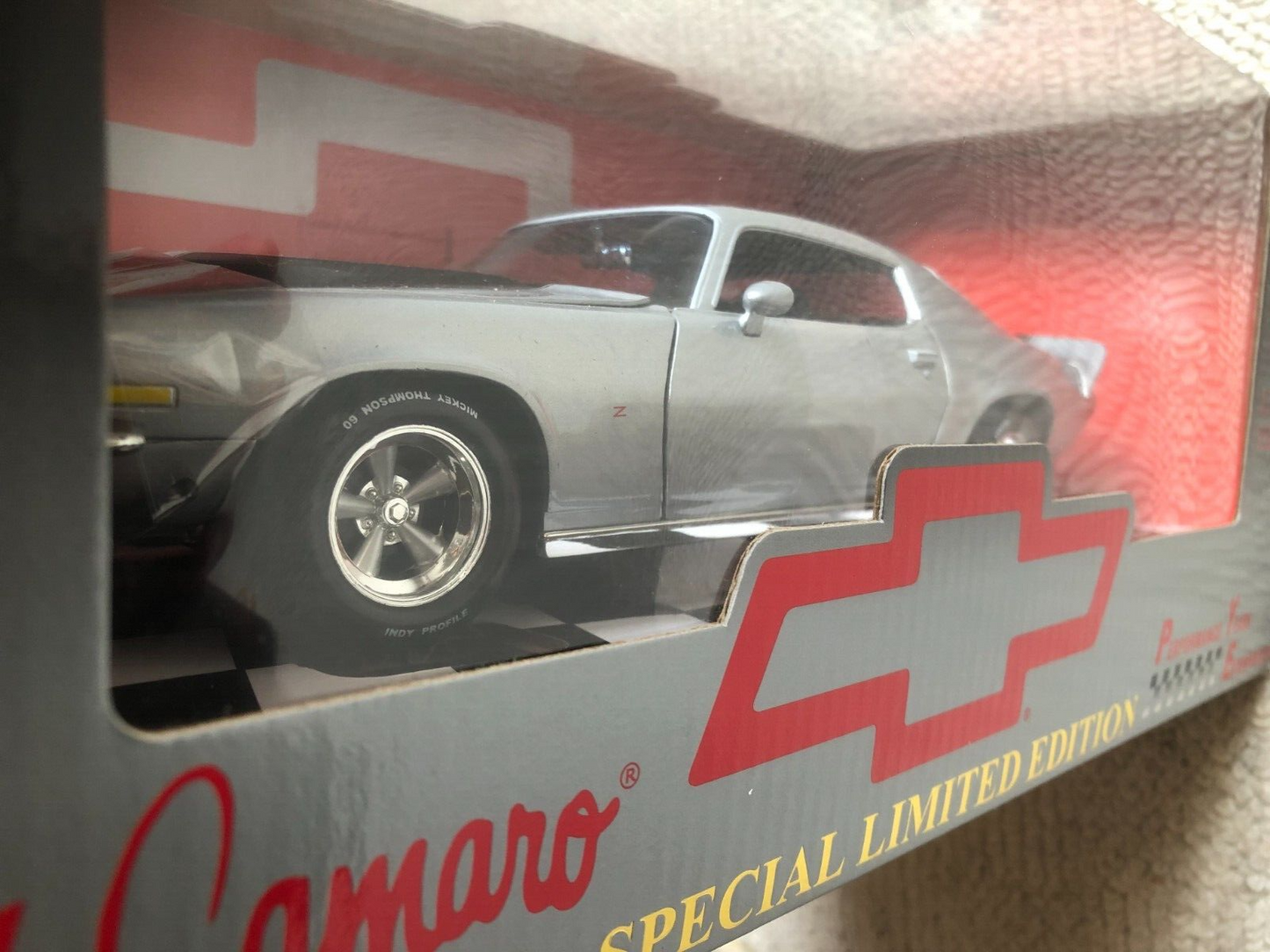 Chevrolet Camaro RS Z28 1971 Limited Edition 1:18 Scale by Ertl