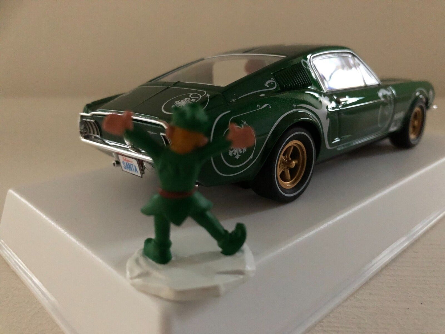 Pioneer Slot Car 68 Mustang Fastback GT Christmas Special P040 Limited Edition