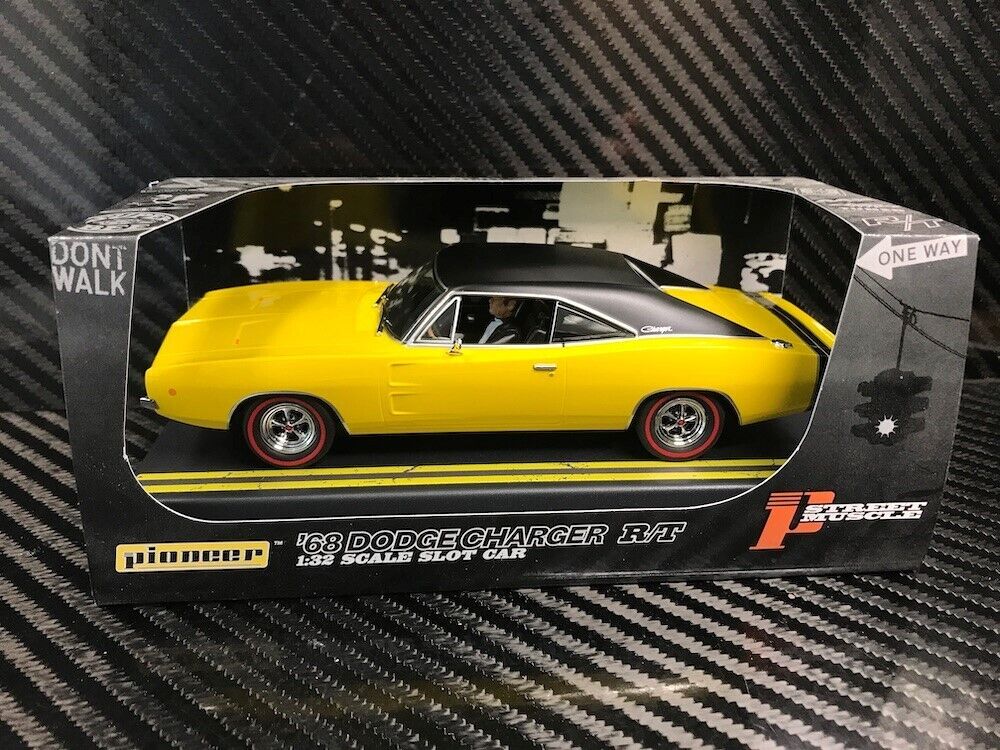 Pioneer Slot Car P160 Dodge Charger 1968 426 HEMI
