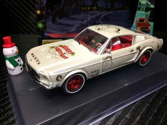 Pioneer Slot Car 68 Mustang Fastback GT Christmas Special P071 Limited Edition