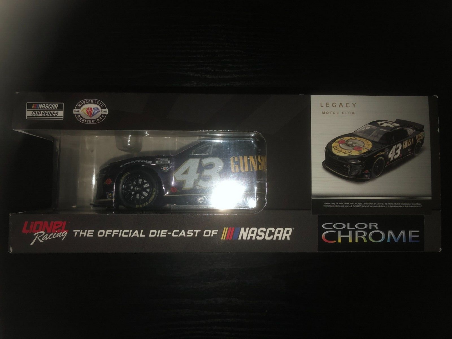 Erik Jones Chevrolet Camaro ZL1 NASCAR 1:24 Colour Chrome Ltd Edition of 300