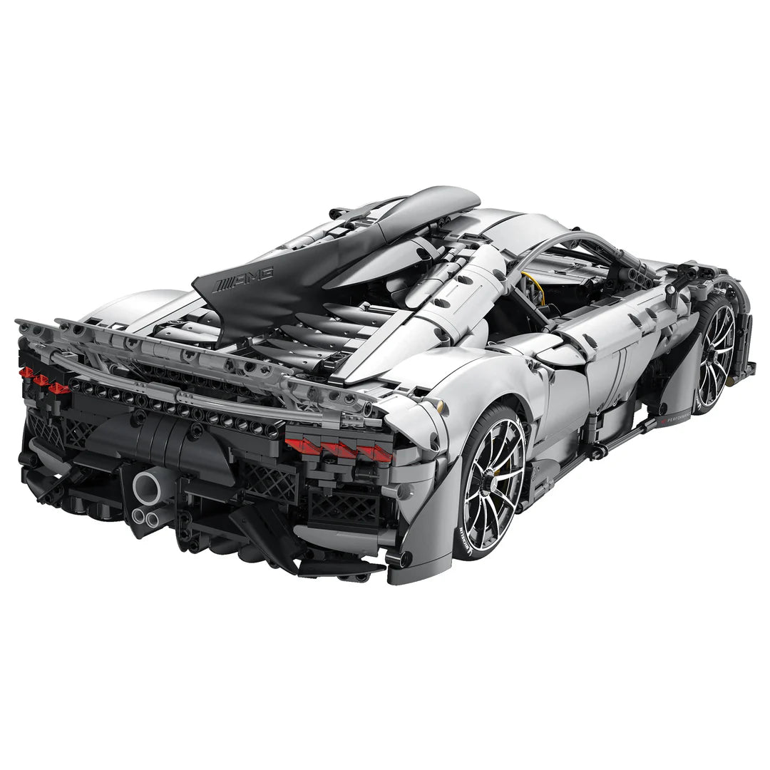 CaDA 1:8 Mercedes- AMG Project one 3295pcs Brick Kit