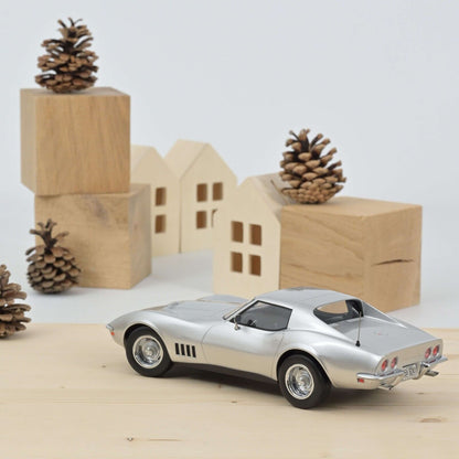 Norev Chevrolet Corvette 1969 Silver metallic 1:18 Die-Cast Scale Model 189032