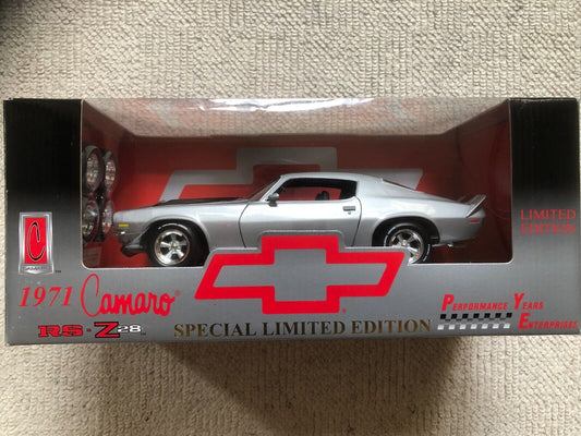 Chevrolet Camaro RS Z28 1971 Limited Edition 1:18 Scale by Ertl